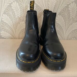 Dr Martens 2976 Quad Platform Chelsea Boots 9